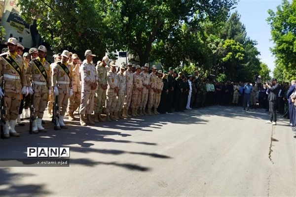 تشیع پیکر سرباز وطن از جنس آسمان در شهرستان بجنورد