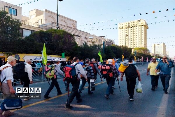 جشن بزرگ امام رضایی‌ها با شور و نوایی متفاوت در پایتخت معنوی ایران