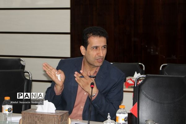 جلسه گروه بهبود کیفیت سواد‌آموزی آموزش و پرورش استان بوشهر
