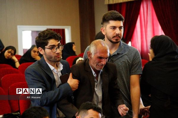 کاروان زیر سایه خورشید در ارومیه