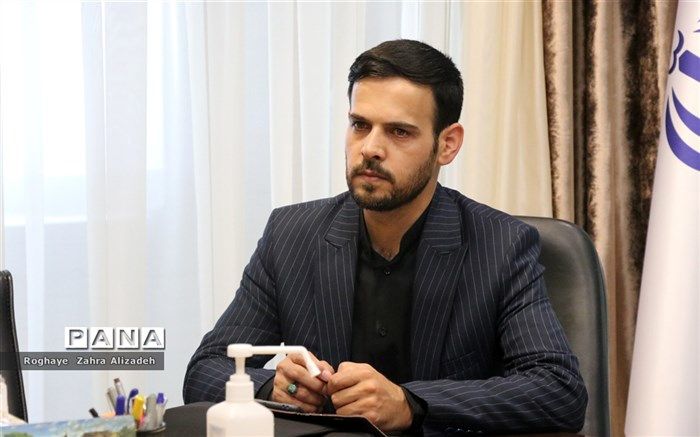 توسعه دستگاه تعلیم و تربیت با کمک خبرنگاران امکان‌پذیر است