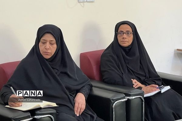 جلسه آموزشی توجیهی ارزیابی دستگاهی سال ۱۴۰۱ در آموزش و پرورش رودهن