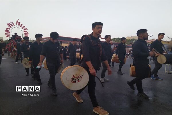 کاروان نمادین «اسرای کربلا» هیات دخیل العباس