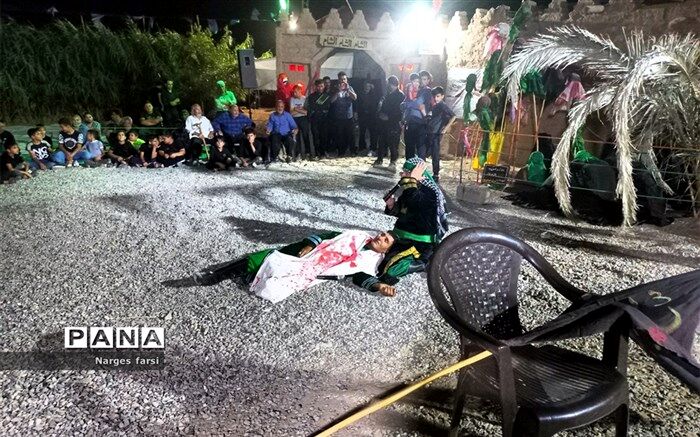 آیین تعزیه‌خوانی در نمایشگاه «غنچه‌های خونین»