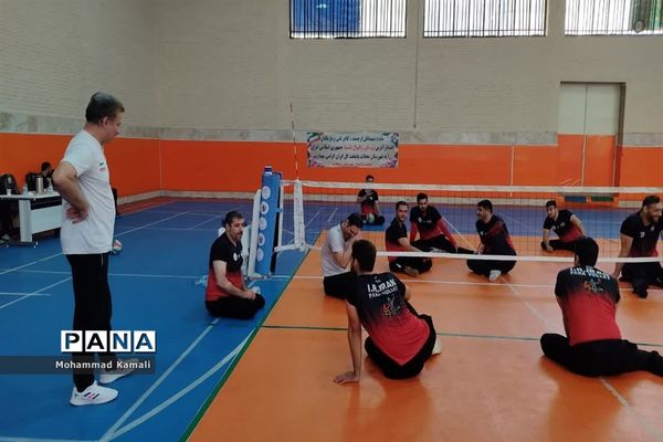 اردوی آمادگی تیم ملی والیبال نشسته مردان به میزبانی استان مرکزی