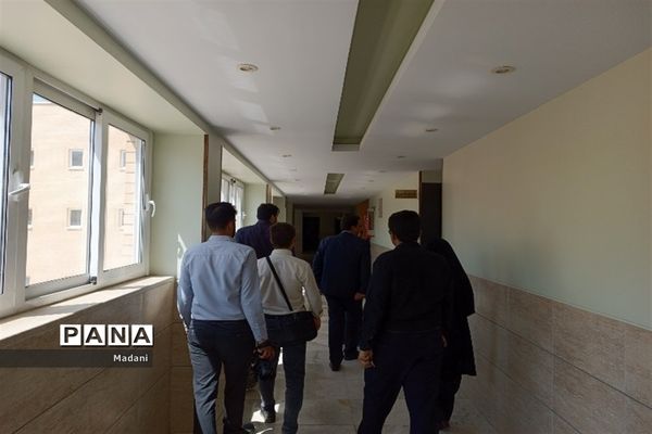 بیست‌و‌یکمین دوره از مسابقات علوم آزمایشگاهی در دبیرستان استعدادهای درخشان فرزانگان امین ۲