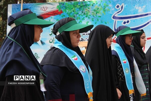 بازدید مدیر آموزش و پرورش اسلامشهر از اردوی استانی یاور‌مربیان دختر شهرستان‌های استان تهران