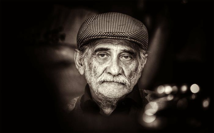 اسماعیل محرابی «شوهر آهو خانم» را بازی کرد