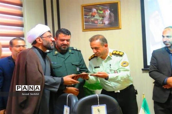 آیین تجلیل از اعضای فعال مدارس مجری طرح تیم پیشرفت مدرسه کانون بسیج فرهنگیان