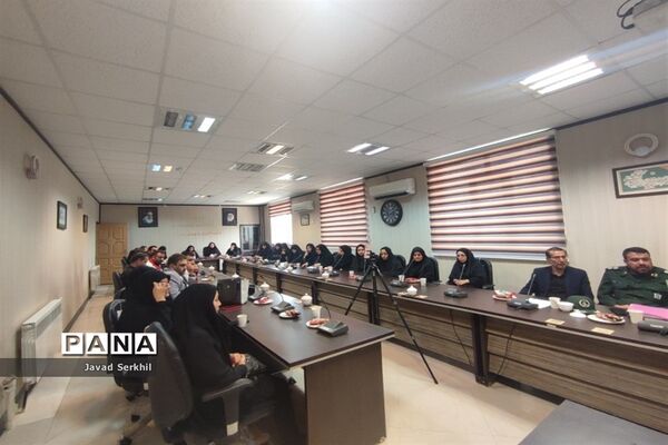 آیین تجلیل از اعضای فعال مدارس مجری طرح تیم پیشرفت مدرسه کانون بسیج فرهنگیان