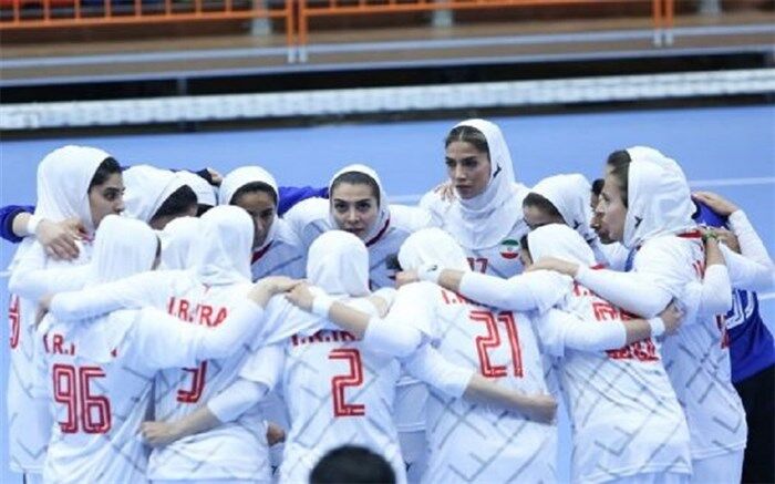 رقابت‌ ۴۷۰ دانش‌آموز دختر ابتدایی در رشته‌های هندبال و بسکتبال