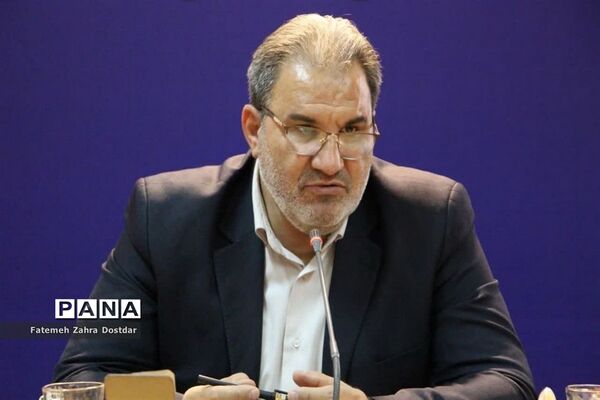 تجلیل مدیر آموزش و پرورش شهرستان سمنان از خبرنگاران پانا به‌مناسبت روز خبرنگار