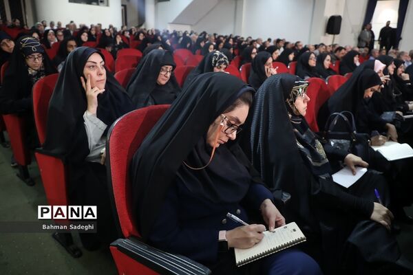 افتتاحیه دوره‌های توانمندسازی نیروهای مدارس غیر دولتی کشور
