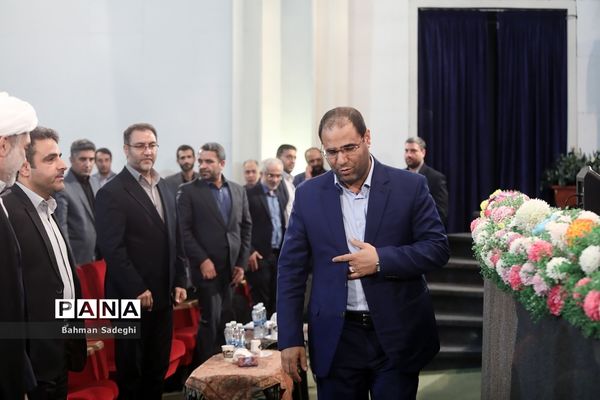 افتتاحیه دوره‌های توانمندسازی نیروهای مدارس غیر دولتی کشور