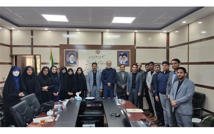 دیدار سرپرست اداره کل آموزش و پرورش سیستان و بلوچستان با دانش آموزان خبرنگار