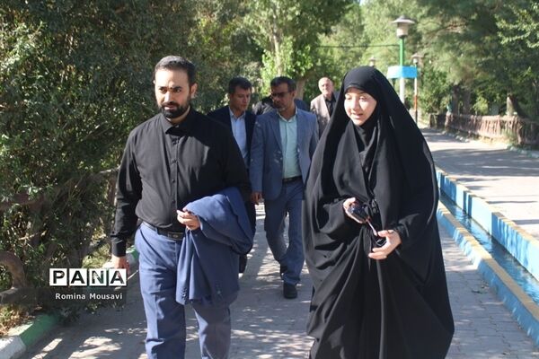 بازدید معاون امور جوانان وزارت ورزش و جوانان از اردوی طلایه‌داران فردا در تبریز