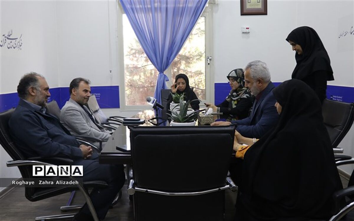 بازدید مدیرکل قرآن، عترت و نماز وزارت آموزش و پرورش از خبرگزاری ایکنا