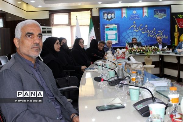 افتتاحیه دوره توانمندسازی شاغلان مدارس غیر‌دولتی در استان بوشهر