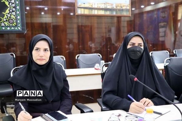 افتتاحیه دوره توانمندسازی شاغلان مدارس غیر‌دولتی در استان بوشهر