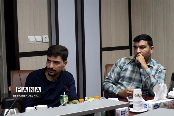نشست توجیهی طرح «یاریگران زندگی محله‌محور» در آموزش و پرورش شهرستان‌های تهران
