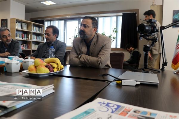 تجلیل مدیرکل آموزش و پرورش خراسان از خبرگزاری‌های استان