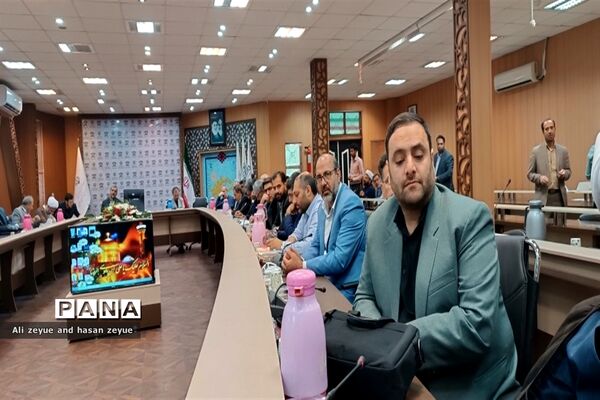 نشست معاونان تمام استان ها با حضورمعاون پرورشی و فرهنگی وزارت آموزش و پرورش