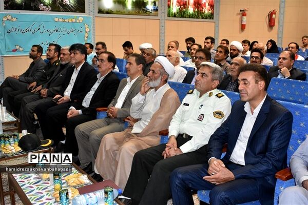 مدیرجدید اداره آموزش و پرورش بهاباد معرفی شد