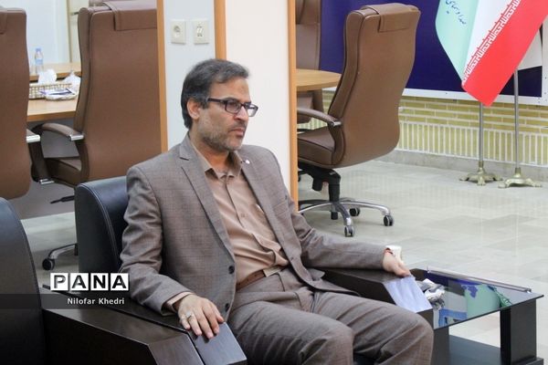 به مناسبت روز خبرنگار  دیدار مدیرکل آموزش و پرورش استان بوشهر با مدیر کل صدا و سیما بوشهر  و کارکنان