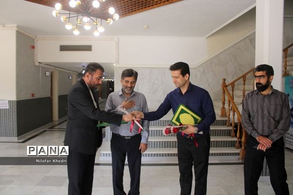 به مناسبت روز خبرنگار  دیدار مدیرکل آموزش و پرورش استان بوشهر با مدیر کل صدا و سیما بوشهر  و کارکنان