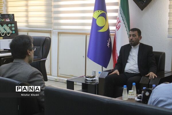 به مناسبت روز خبرنگار  دیدار مدیرکل آموزش و پرورش استان بوشهر با مدیر کل صدا و سیما بوشهر  و کارکنان