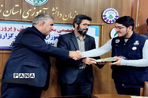 تقدیر مدیر‌کل استان زنجان از خبرنگاردانش‌آموزان پانا