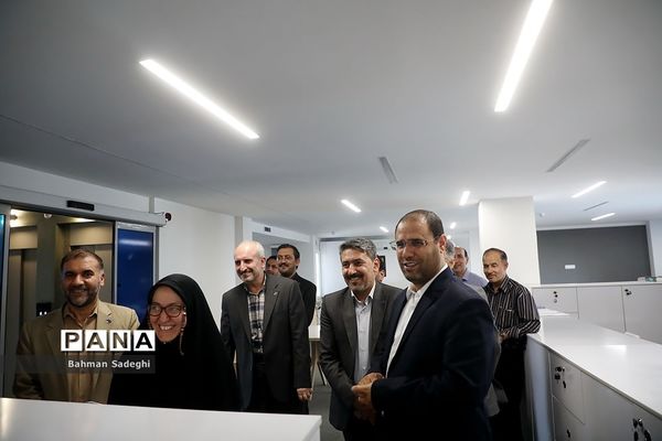 بازدید وزیر آموزش و پرورش از سازمان ملی پرورش استعدادهای درخشان