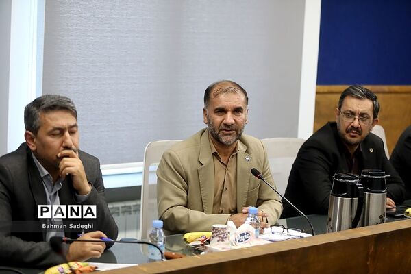 بازدید وزیر آموزش و پرورش از سازمان ملی پرورش استعدادهای درخشان