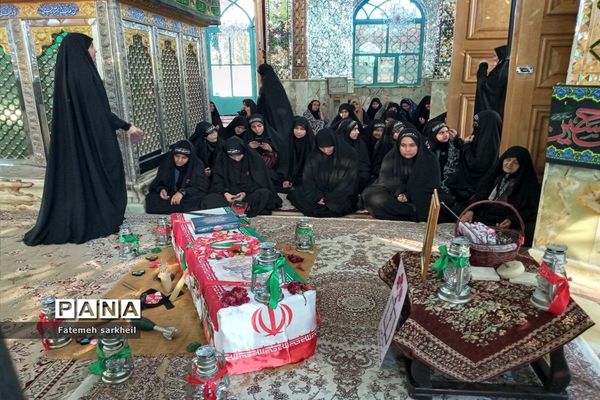 مراسم بزرگداشت شهدای مدافع حرم در شهرستان رباط‌کریم