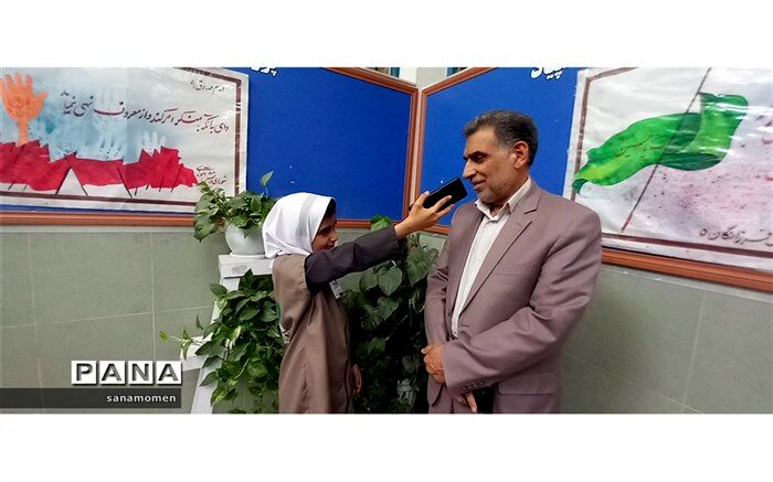 بزرگترین هدف تشکل‌های دانش‌آموزی ارتباط خوب دانش آموزان با یکدیگر است