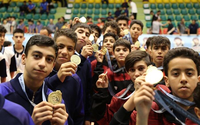 مسابقات ملی فوتسال و والیبال دانش‌آموزی؛ ‌گلستان و مازندران قهرمان شدند
