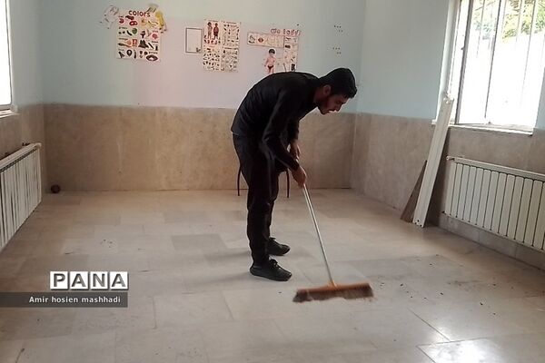 مراسم عزاداری محفل ریحانه‌الحسین بسیج دانش‌آموزی رودهن در دهه سوم محرم