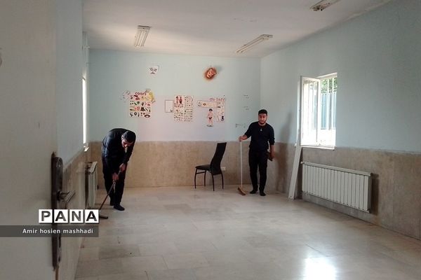 مراسم عزاداری محفل ریحانه‌الحسین بسیج دانش‌آموزی رودهن در دهه سوم محرم