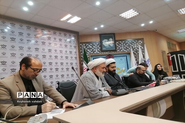 برگزاری مراسم تقدیر از خبرنگاران پانا به مناسبت روز خبرنگار در  کانون فارابی ناحیه۲