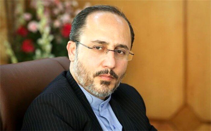 زانو از گردن مردم بردارید بعد از آزادی حرف بزنید