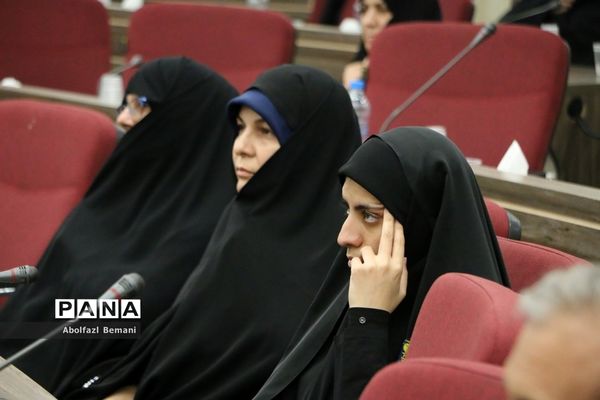 مجمع استانی دومین کنگره معلمان انقلاب اسلامی در قم