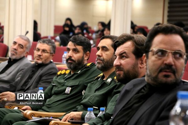 مجمع استانی دومین کنگره معلمان انقلاب اسلامی در قم