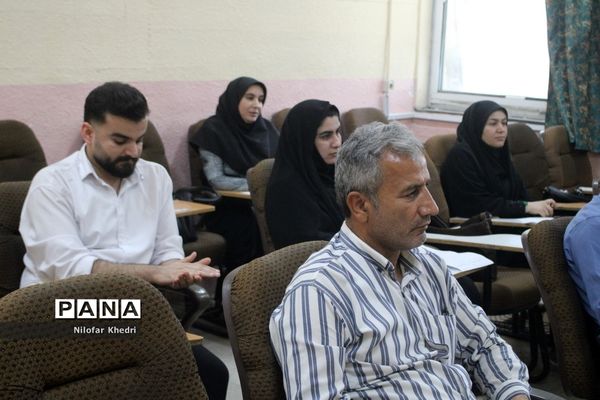 کمیسیون‌های تخصصی کنگره دومین مجمع معلمان انقلاب اسلامی استان بوشهر ( 1 )