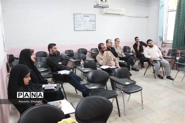 کمیسیون‌های تخصصی کنگره دومین مجمع معلمان انقلاب اسلامی استان بوشهر ( 1 )