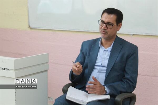 کمیسیون‌های تخصصی کنگره دومین مجمع معلمان انقلاب اسلامی استان بوشهر ( 1 )
