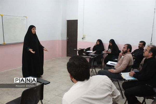 کمیسیون‌های تخصصی کنگره دومین مجمع معلمان انقلاب اسلامی استان بوشهر ( 1 )