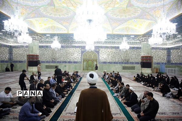 آیین غبارروبی مضجع نورانی حضرت معصومه(س) با حضور اصحاب رسانه