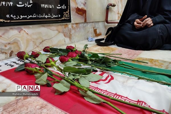 یادواره شهدای مدافع حرم اهل بیت (ع) در کاشمر