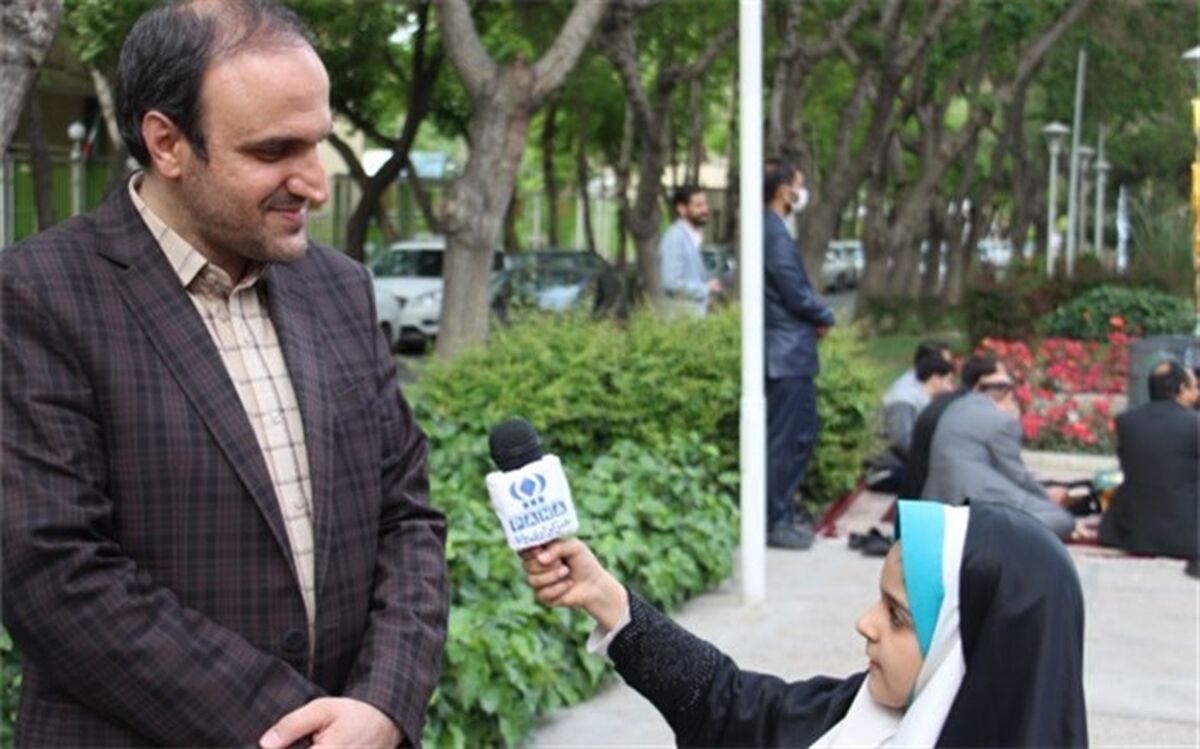 کسب پنج رتبه برتر توسط دانش آموزان دختر اصفهانی در  چهل و یکمین دوره مسابقات قرآن، عترت ‌نماز دانش اموزان سراسر کشور در رشته های آوایی