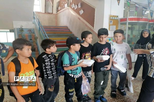 عزاداری دانش‌آموزان عاشورایی در پایگاه تابستانه مدرسه شیخ جنید(ره) پیشوا